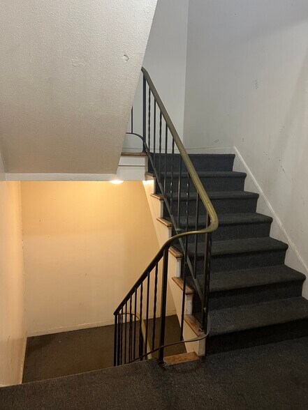 More Photos Of 256 S Marshall St, Hartford Apartments For Sale