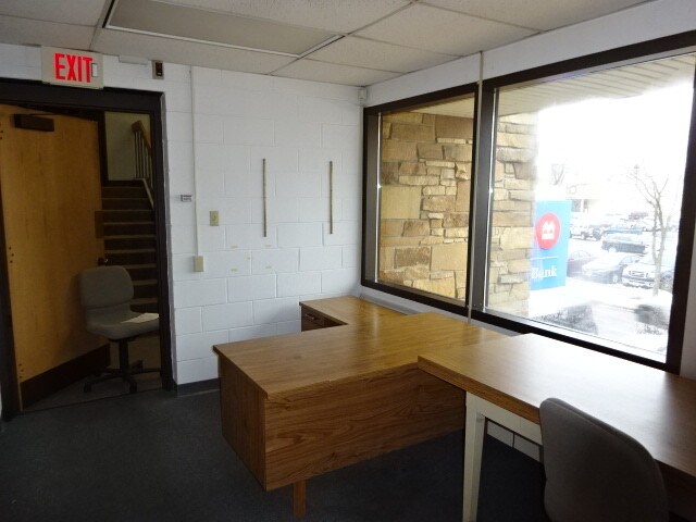 More Photos Of 1245 Main St, Stevens Point Bank For Lease