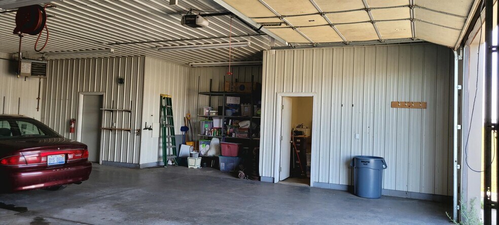 More Photos Of 16815 S Meehan St, Kincheloe Warehouse For Sale