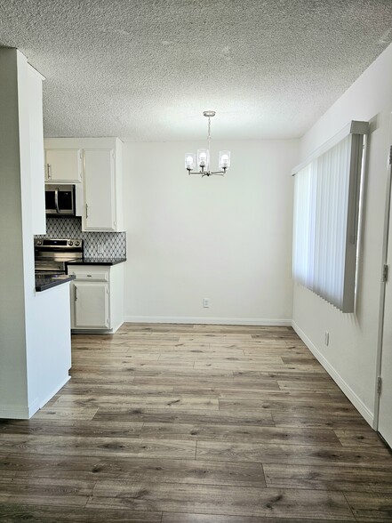 More Photos Of 1830 Greenfield Ave, Los Angeles Apartments For Sale