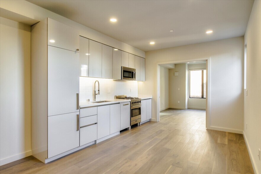 More Photos Of 824 Hyde St, San Francisco Apartments For Sale