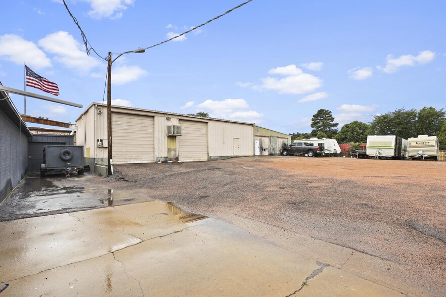 More Photos Of 104 W Phoenix St, Payson Industrial For Sale