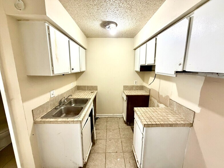 More Photos Of 4728 Ya Tittle Ave, Baton Rouge Apartments For Sale