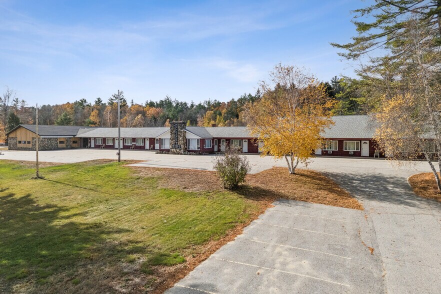 More Photos Of 1132 S Main St, Bryant Pond Hotel For Sale