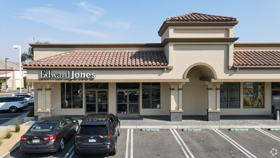 More Photos Of 2363 California Ave, Corona Storefront Retail Office For Lease