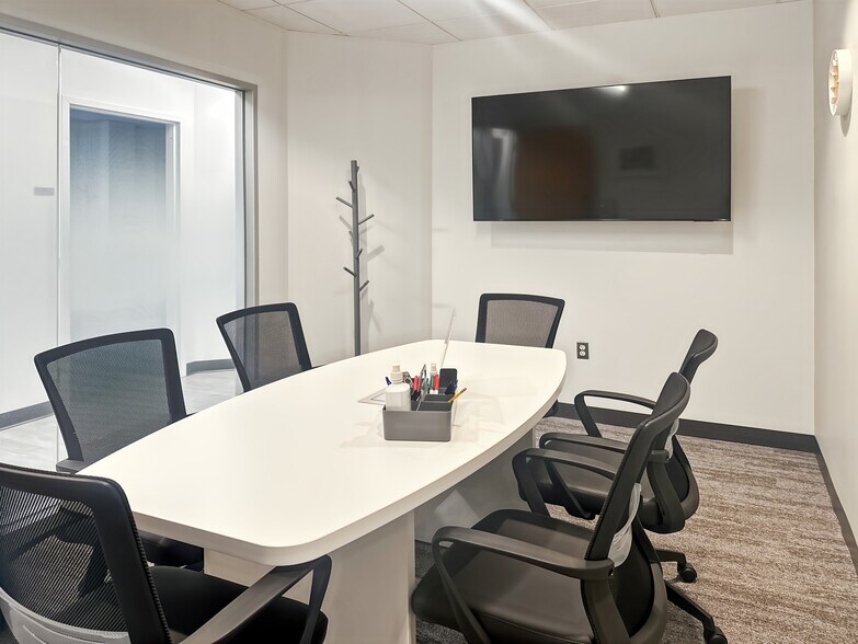 More Photos Of 4301 Route 1, Monmouth Junction Coworking Space