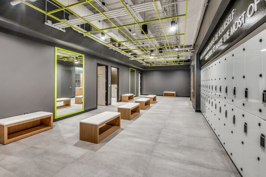 More Photos Of 8900 Freeport Pky, Irving Office For Lease