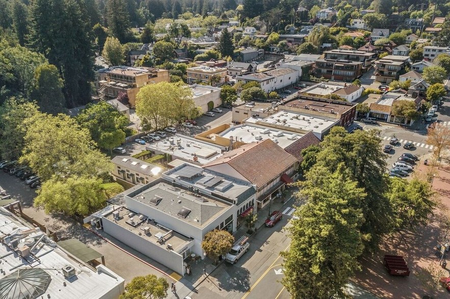 More Photos Of 30 Miller Ave, Mill Valley Storefront For Sale