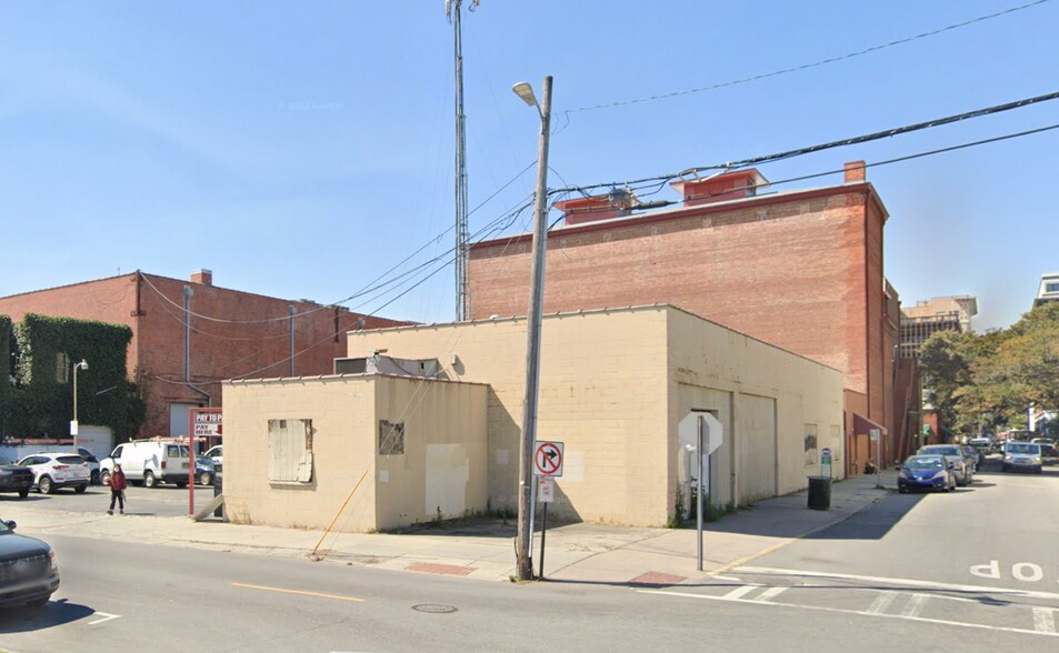 More Photos Of 215 E Congress St, Savannah Land For Lease