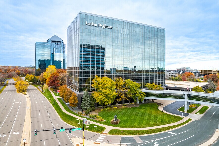 More Photos Of 8000-8500 Normandale Lake Blvd, Bloomington Unknown For Lease