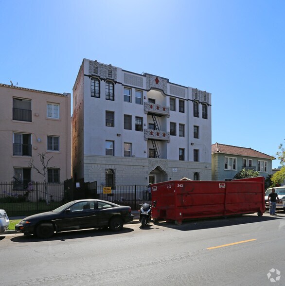 More Photos Of 250 S Kenmore Ave, Los Angeles Apartments For Sale