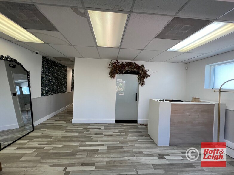 More Photos Of 5777 Olde Wadsworth Blvd, Arvada Storefront Retail Residential For Lease