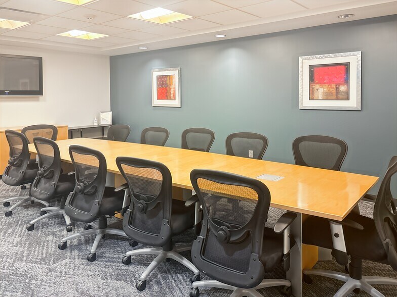 More Photos Of 500 W Putnam Ave, Greenwich Coworking Space