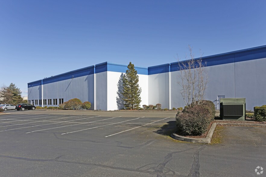 More Photos Of 18220 80th Pl S, Kent Warehouse For Lease