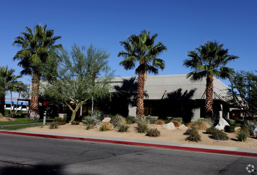 More Photos Of 4201 E Ramon Rd, Palm Springs Office For Sale