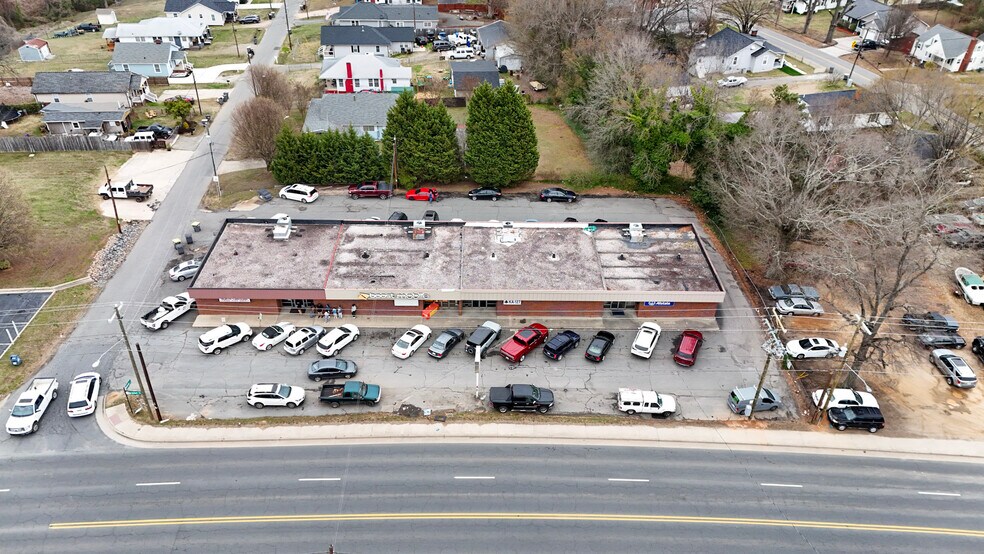 More Photos Of 1509-1525 Dale Earnhardt Blvd, Kannapolis Office For Sale