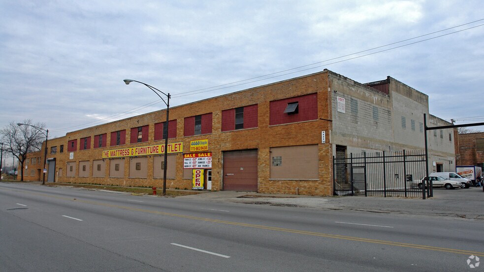 Primary Photo Of 4444 W Chicago Ave, Chicago Manufacturing For Sale