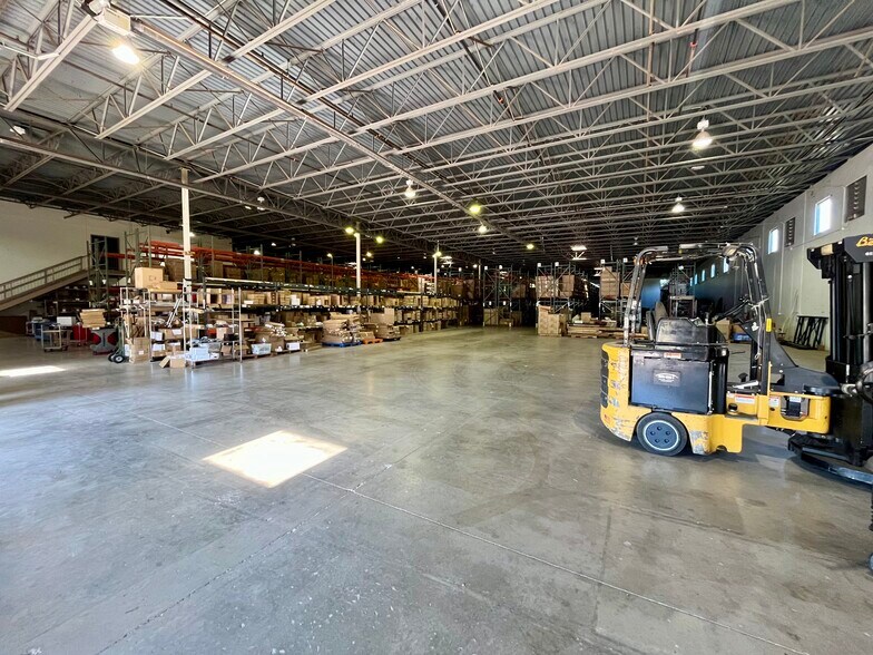 More Photos Of 1200 S Fretz Ave, Edmond Warehouse For Lease