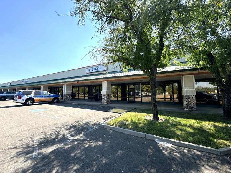 Primary Photo Of 1812 Park Marina Dr, Redding Storefront Retail Office For Lease