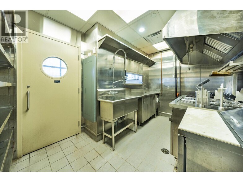 More Photos Of 4000 No. 3 Rd, Richmond Storefront Retail Office For Sale