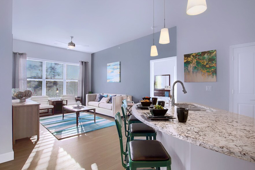 More Photos Of 1001 Old Olive Way, Creve Coeur Apartments For Lease
