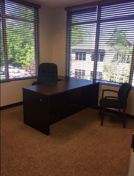 More Photos Of 10050 Medlock Bridge Rd, Johns Creek Office For Lease