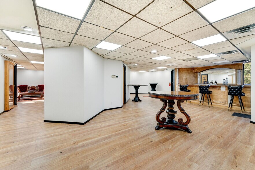 More Photos Of 2683 N Taft Ave, Loveland Storefront Retail Office For Sale