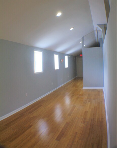 More Photos Of 32191 Nassau Rd, Lewes General Retail For Lease