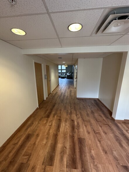 More Photos Of 126 Spurwink Ave, Cape Elizabeth Schools For Lease