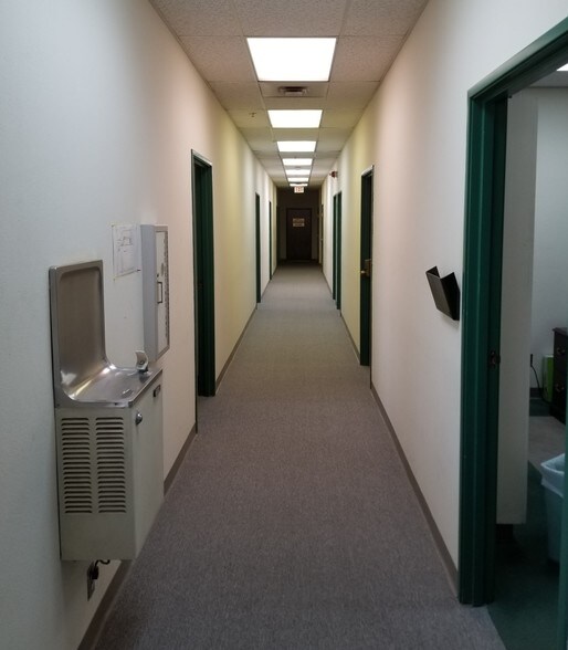 More Photos Of 3911 S Main St, Roswell Manufacturing For Lease