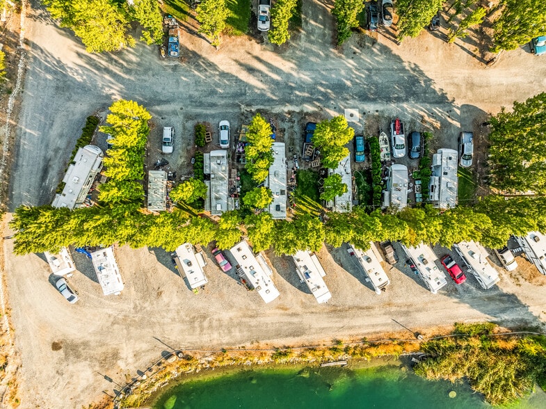 More Photos Of 401 Parkway Dr, Rock Island Manufactured Housing Mobile Home Park For Sale