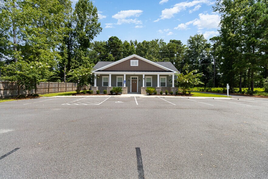 More Photos Of 125 Co Op Rd, Myrtle Beach Office Residential For Lease