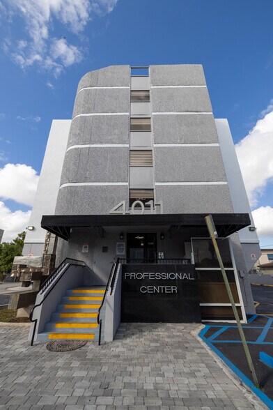 More Photos Of 4011 W Flagler St, Miami Loft Creative Space For Sale