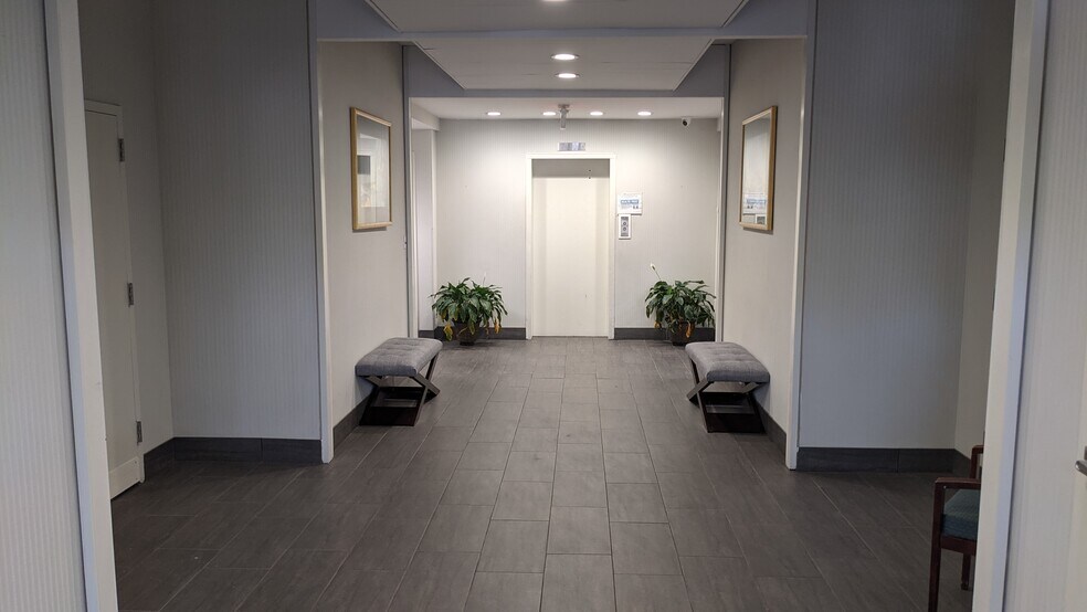 More Photos Of 496 Smithtown Byp, Smithtown Medical For Lease