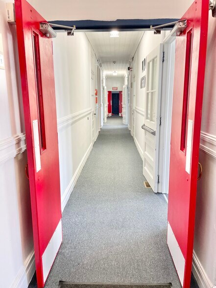 More Photos Of 214-228 Msgr Kemezis Pl, Elizabeth Schools For Lease