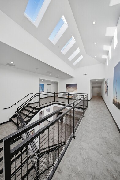More Photos Of 526 N 400 W, North Salt Lake Office For Sale