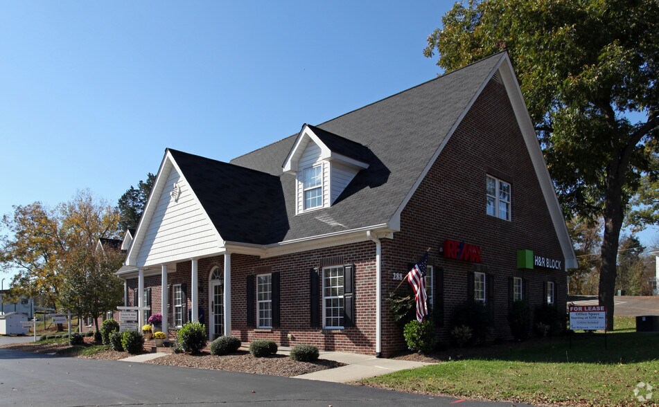 More Photos Of 288 East St, Pittsboro Office Residential For Lease