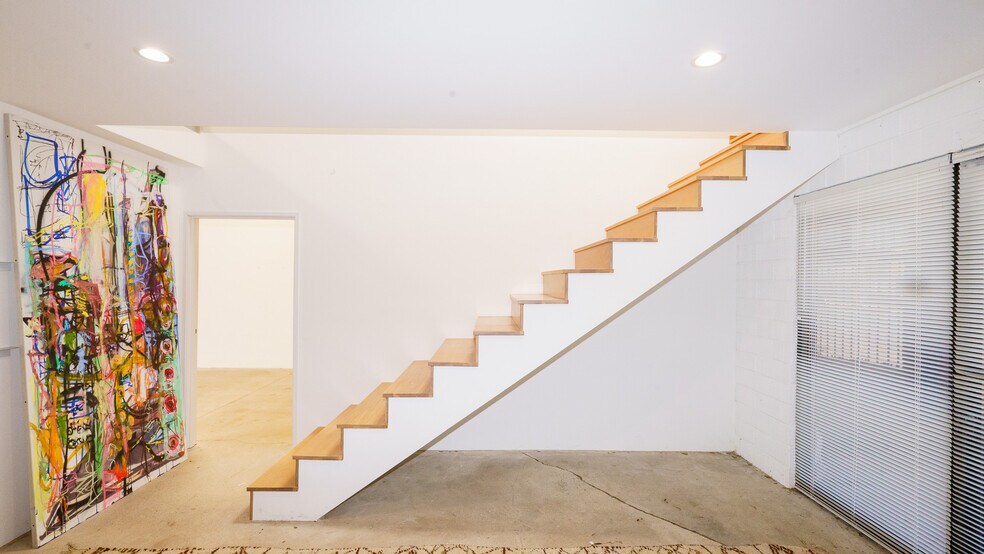 More Photos Of 13700 Crenshaw Blvd, Gardena Warehouse For Sale