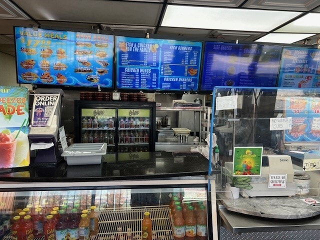 Primary Photo Of 1127 W Broadway Ave, Minneapolis Fast Food For Sale