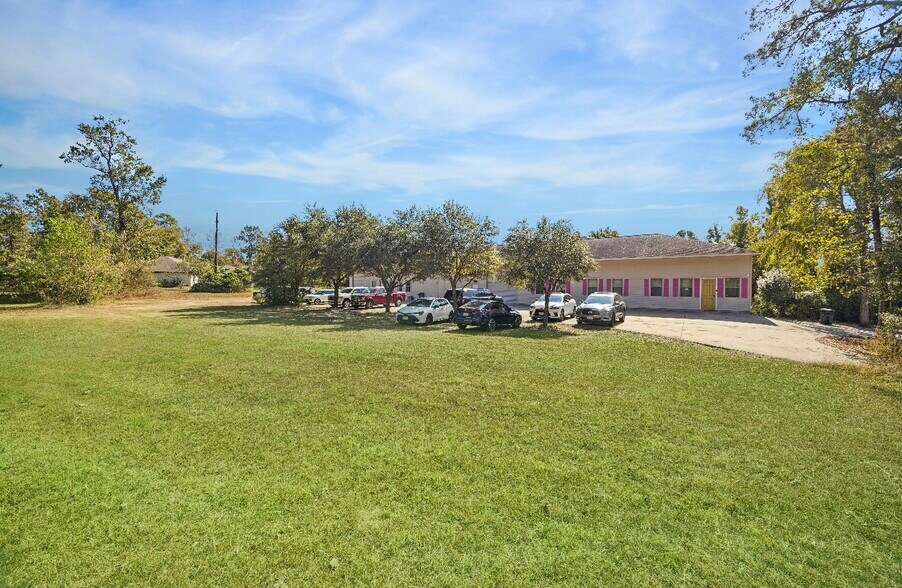 More Photos Of 32618 Tamina Rd, Magnolia Office Residential For Sale