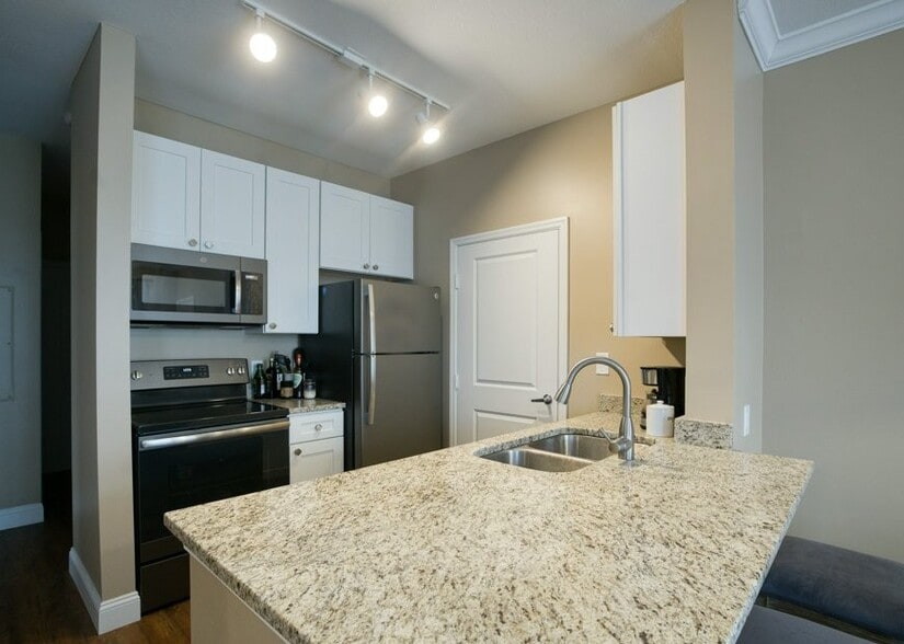 More Photos Of 1753-1791 Drayton Park Court, Columbus Multifamily For Sale