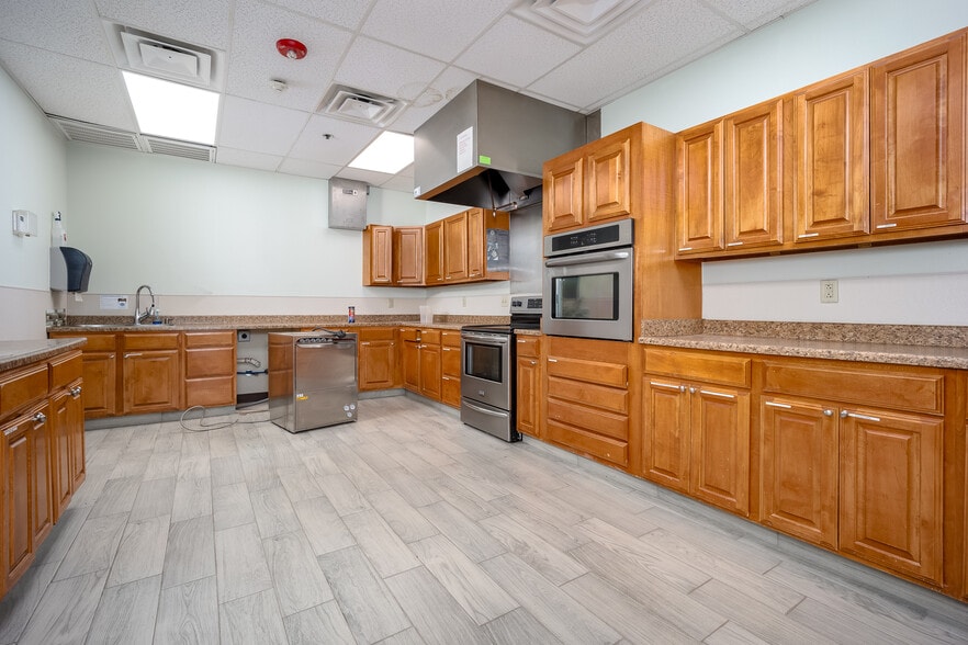 More Photos Of 4520 SW 33rd St, Oklahoma City Daycare Center For Sale