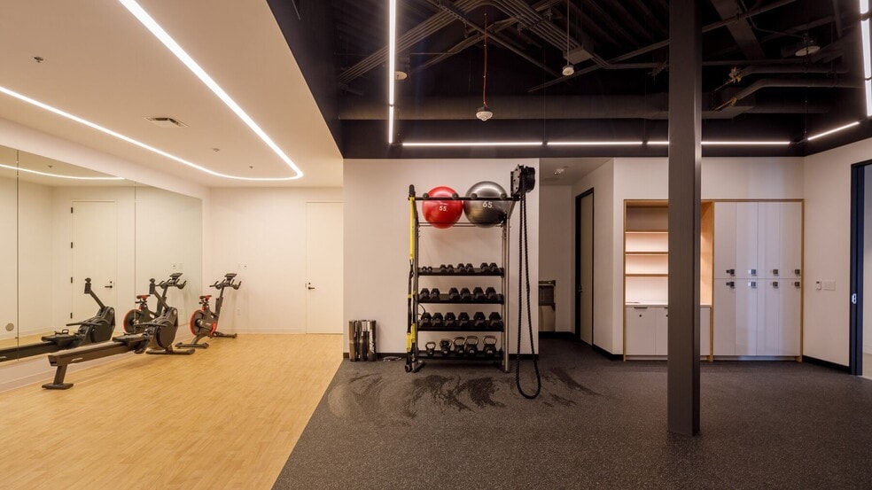 More Photos Of 615 International Pky, Tracy Office For Lease