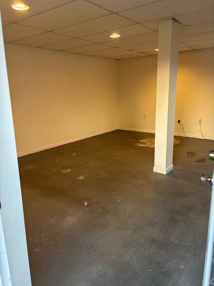More Photos Of 37558 Highway 30, Gonzales Industrial For Lease