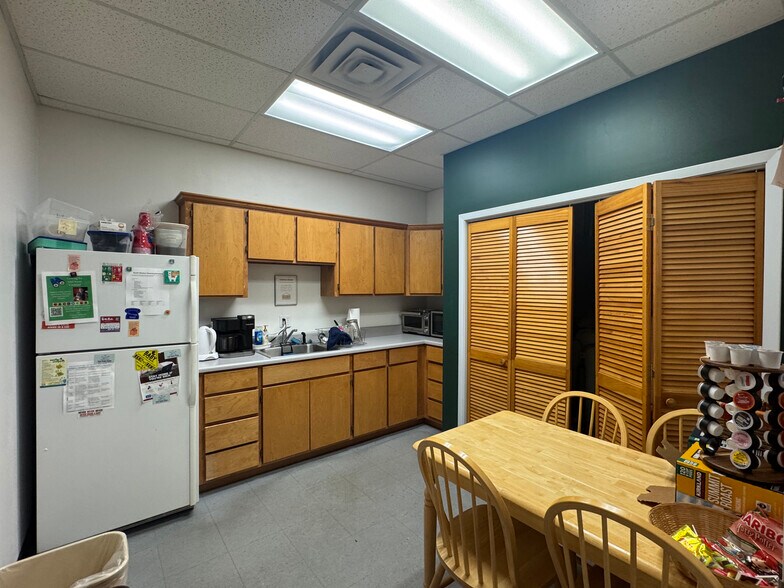 More Photos Of 111 N Gadsden St, Tallahassee Office For Sale