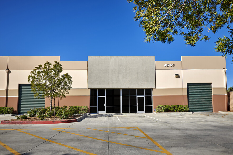 Primary Photo Of 41745 Elm St, Murrieta Warehouse For Lease