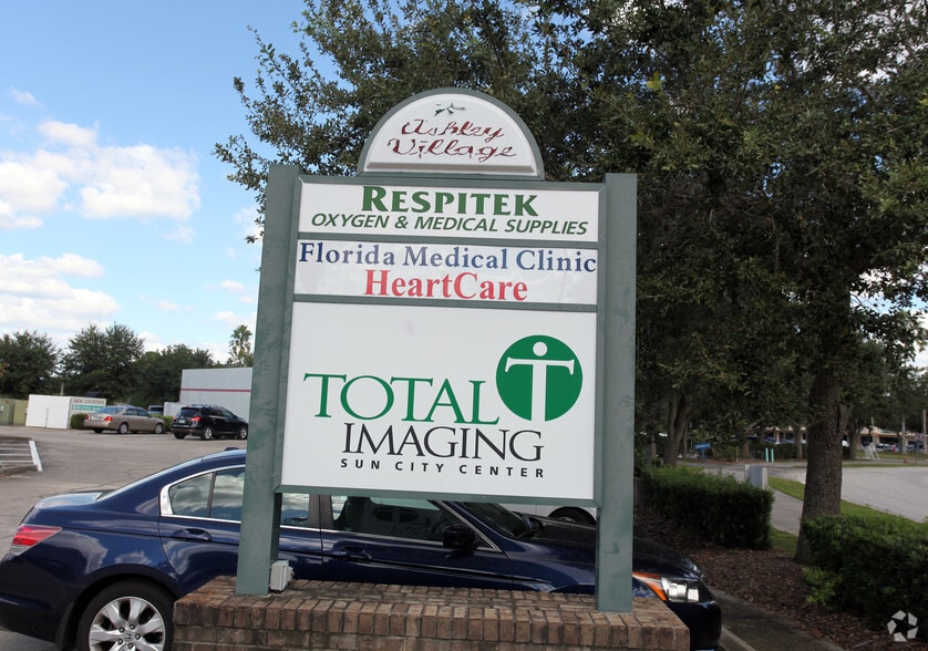 More Photos Of 3860 Sun City Center Blvd, Sun City Center Medical For Lease