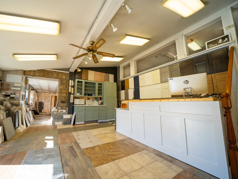 More Photos Of 544 US-6, Mahopac General Retail For Sale