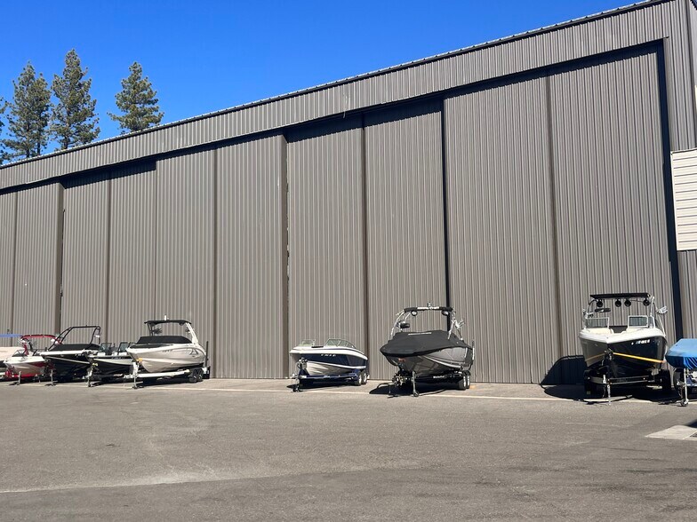 More Photos Of 10775 Pioneer Trl, Truckee Office For Lease