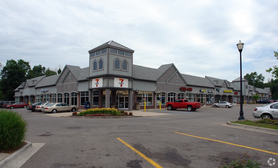 More Photos Of 4785-4895 Carroll Lake Rd, Commerce Township Freestanding For Lease